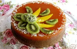 Украсить фруктами и кокосовой стружкой.