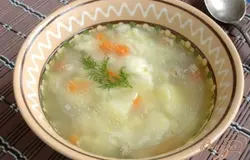 Готово! Подавать горячим со свежей зеленью. Особенно вкусен суп свежеприготовленным.