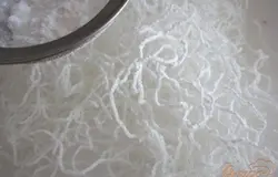 И так как ни каким вкусом она не обладает, лучше ее присыпать сахарной пудрой.