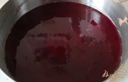 И охладить около часа.Пока желе основательно не застынет