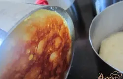 Перевернув оладушки можно будет увидеть такой красивый цвет.