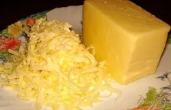 Трем сыр на крупной терке