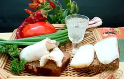 Готово! Нарезаем на кусочки и вкушаем!