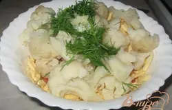 Затем укроп и чеснок.