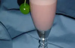 Готово! Разливаем по стаканам, украшаем и наслаждаемся!