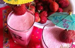 Готово! Украшаем по желанию клубникой.Приятного аппетита!!=))
