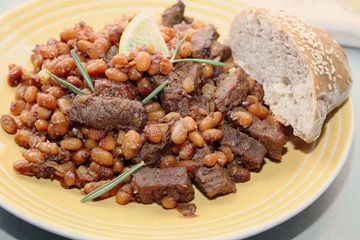 фото рецепта Пряное мясо с фасолью