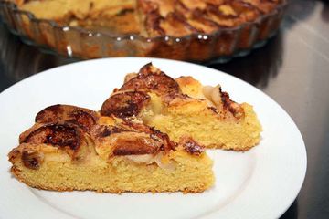 фото рецепта Кукурузный пирог с яблоками