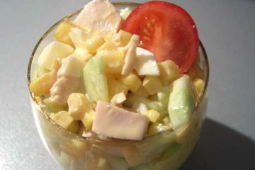 фото рецепта Куриный салат с манго