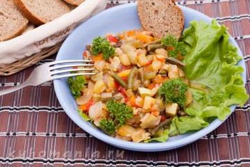 фото рецепта Овощное соте из кабачков и стручковой фасоли