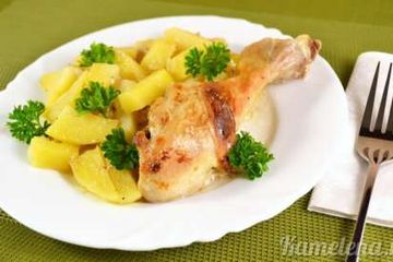 фото рецепта Картофель с курицей в духовке
