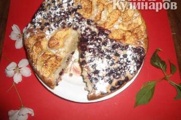 фото рецепта Сметанный пирог с яблоками и вишней Вкус лета