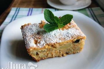 фото рецепта Овсяный пирог с морковью и яблоками
