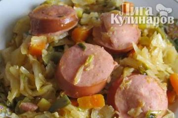 фото рецепта Тушеные овощи с сардельками в мультиварке