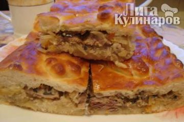 фото рецепта Пирог с квашеной капустой и рыбными консервами