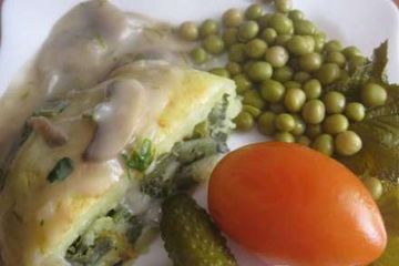 фото рецепта Картофельный рулет с овощами
