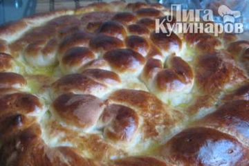 фото рецепта Яблочный пирог из дрожжевого теста