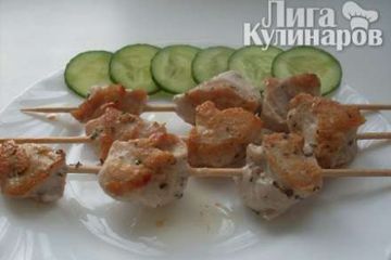 фото рецепта Шашлык куриный по-домашнему на шпажках