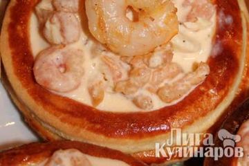 фото рецепта Волованы с начинкой из креветок
