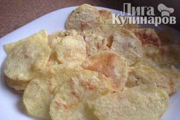 фото рецепта Картофельные чипсы в микроволновке