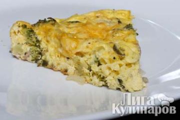 фото рецепта Фриттата с беконом и брокколи