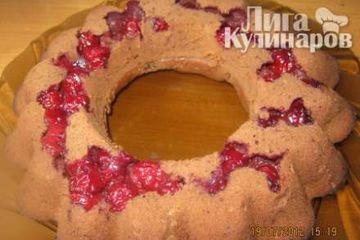 фото рецепта Шоколадный кекс с вишней