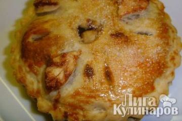фото рецепта Пирог с карамелизованными яблоками