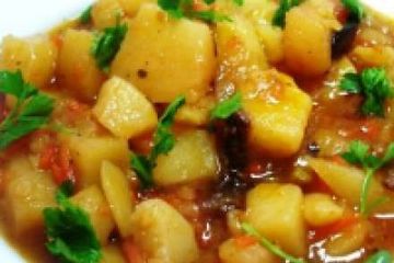 фото рецепта Тушеная картошка с овощами