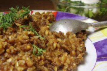 фото рецепта Перловая каша с мясом, тушёнкой