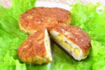 фото рецепта Куриные котлеты с сыром