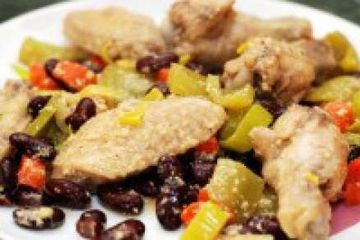 фото рецепта Суп с фасолью и курицей