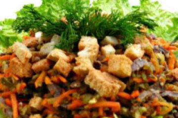 фото рецепта Салат обжорка с курицей, сухариками