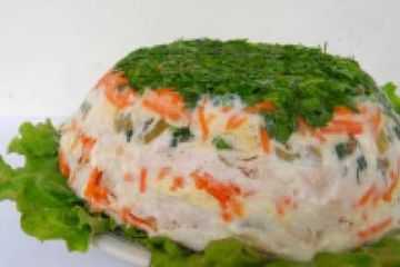 фото рецепта Салат с курицей с корейской морковкой