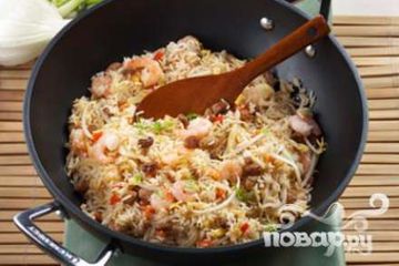 фото рецепта Рис с овощами, укропом и креветками