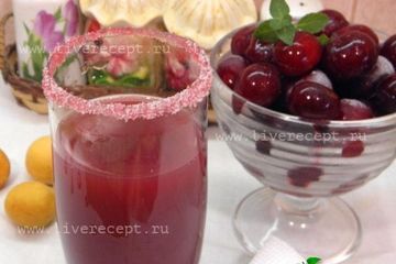 фото рецепта Кисель на сыворотке с вишневым соком