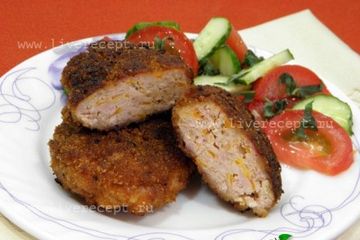 фото рецепта Сочные мясные котлеты с творогом