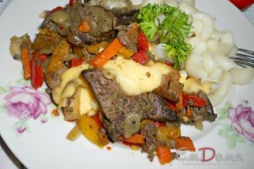 фото рецепта Куриная печень с овощами