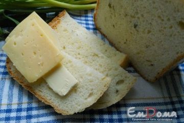 фото рецепта Хлеб с сыром и зеленым луком