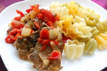 фото рецепта Свинина жареная с овощами по-итальянски