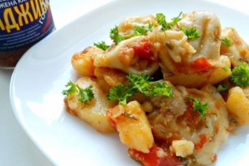фото рецепта Жаркое с картофелем и пельменями