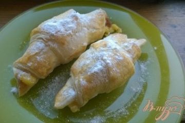 фото рецепта Круассаны с джемом и заварным кремом