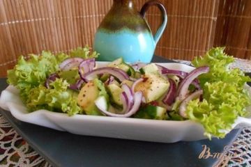 фото рецепта Салат с огурцом и авокадо
