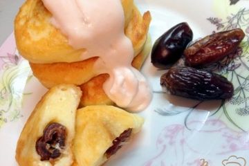 фото рецепта Сырники с финиками