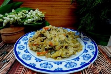 фото рецепта Молодая капуста с грибами и укропом