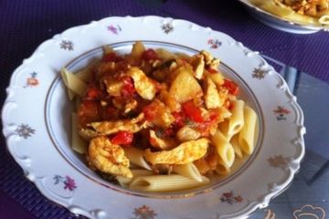 фото рецепта Куриное филе с ананасом и карри