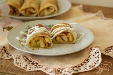 фото рецепта Блинчики с карамелизованными фруктами