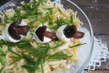 фото рецепта Салат из копченой курицы