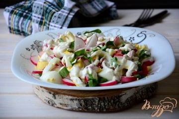 фото рецепта Салат из щавеля и редиса