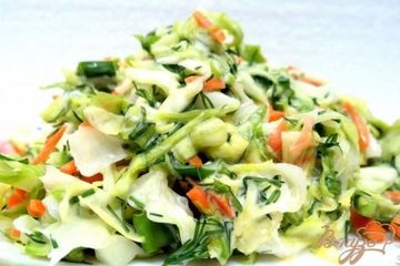 фото рецепта Салат из молодой капусты