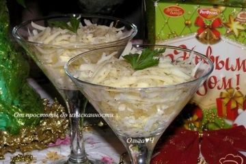 фото рецепта Салат с ананасом и яйцом